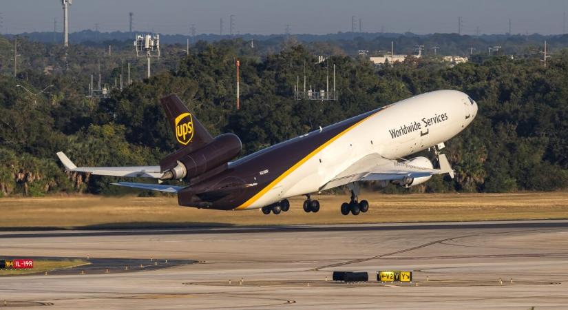 Pert indít az özvegy a légi-katasztrófa után