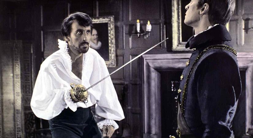 Középkori császártól a metálig, ilyen elképesztő családfával büszkélkedhetett a legendás színész