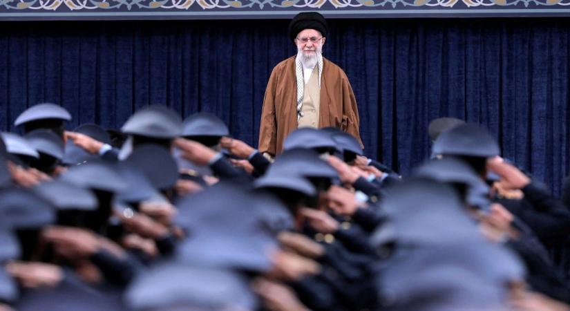Meghalt Ali Hamenei, fordulóponthoz érkezett Irán
