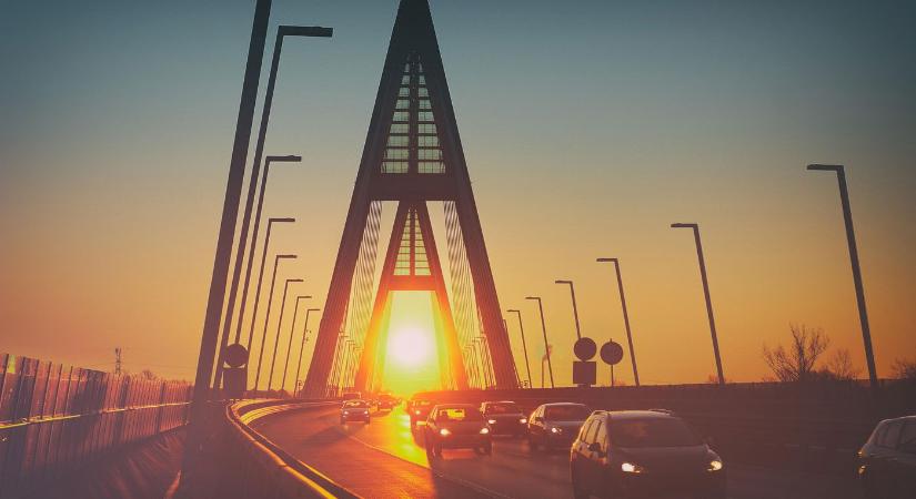 Példátlan dolog fekszik a Megyeri hídon, a világ nem tér magához a felfedezéstől