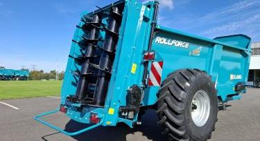 Rollforce-Compact 5514 – hatékony trágyaszórás szűk időablakokban