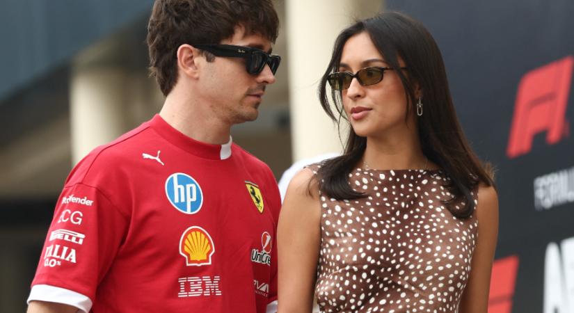 Hoppá! Összeházasodott Charles Leclerc és Alexandra Saint Mleux - videó