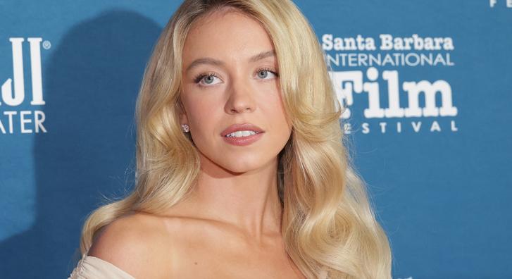 Sydney Sweeney ellopta a show-t egy portugál bajnoki mérkőzésen, nem is akármivel