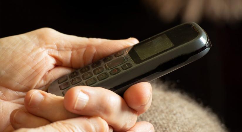 Nincs okoskészüléke, mégis digitális tranzakciókkal lopták meg a nyugdíjas mérnököt