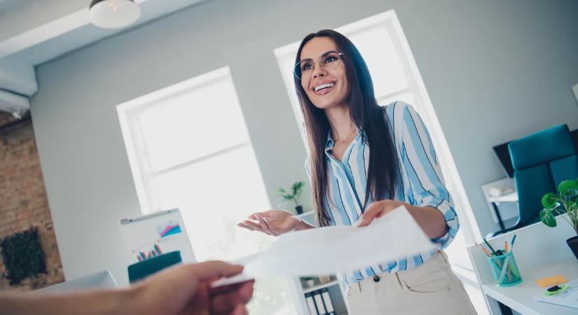 Munkaügyi szakértő figyelmeztet: erre a 10 dologra figyelj az első munkanapodon