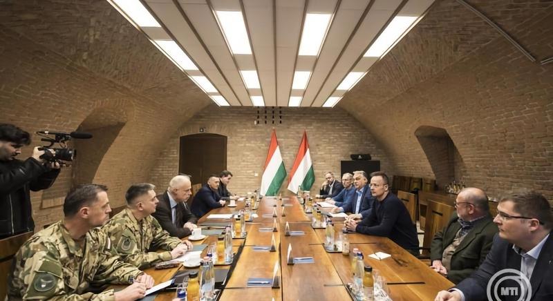 Megemelték a terrorfenyegetettség készültségi szintjét