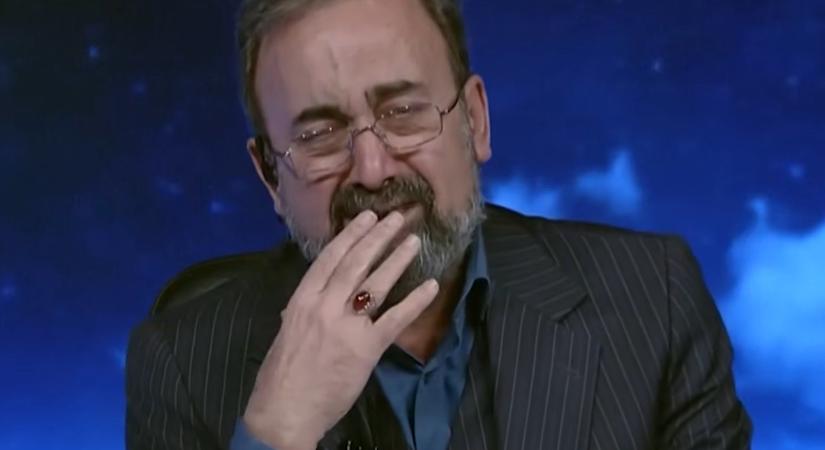 Sírva mondták be az iráni tévében, hogy meghalt Ali Hamenei, az ország legfőbb vezetője – videó