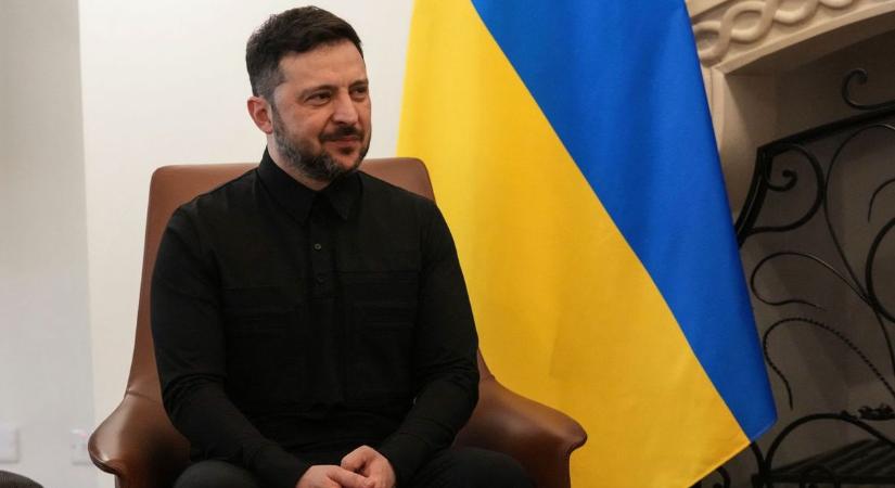 Zelenszkij elégedett: boldogan posztolt perzsául az Iránt ért csapás után