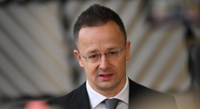Szijjártó Péter: Az ukránoknak meg kell indítani a kőolajszállítást a Barátság vezetéken