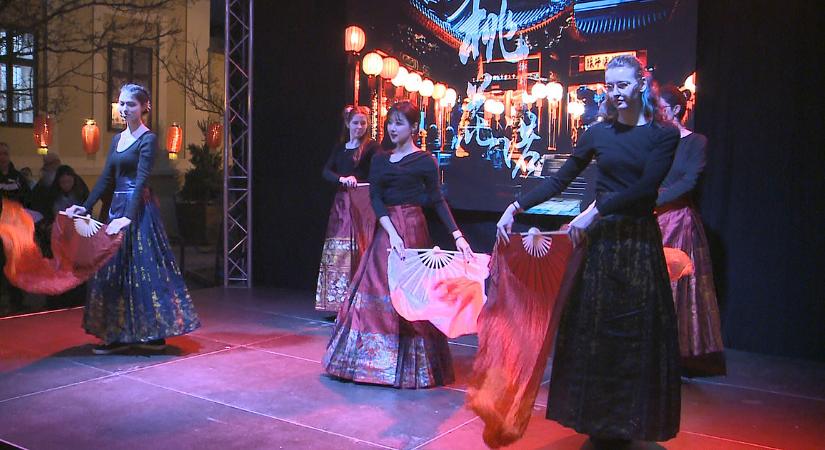 A tél és a kínai holdújév végét is megünnepelték Debrecenben