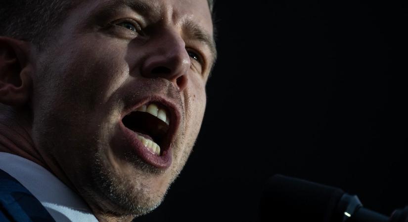 Magyar Péter bakizott, egyből nevetés tört ki a teremben, kikerült a videó az internetre