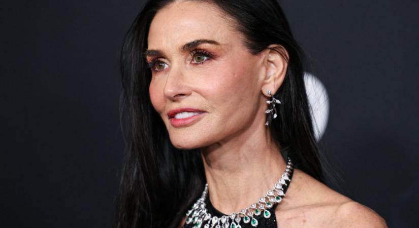 Demi Moore lánya egyre sikeresebb zenészként, így támogatja a színésznpő