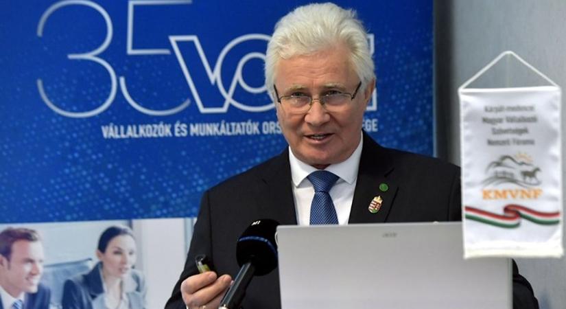 Közgyűlést tart a vállalkozók és munkáltatók érdekvédelmi szervezete Nyíregyházán