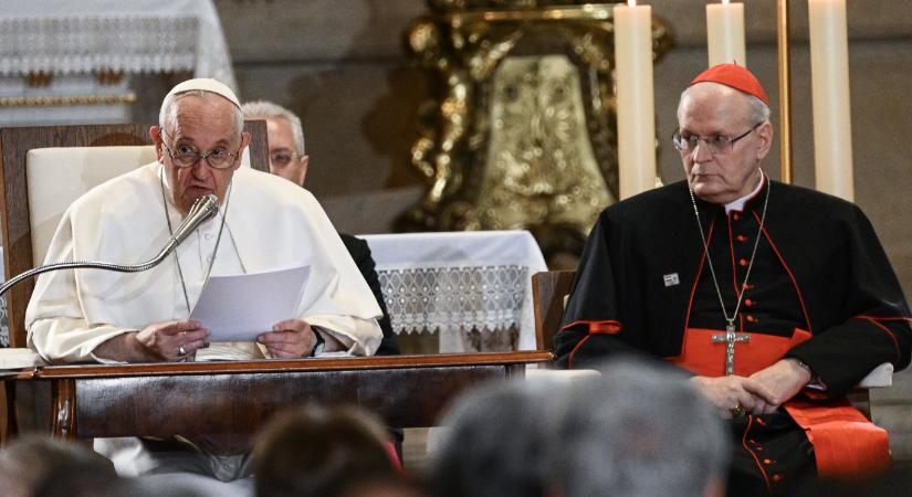 Egy új könyv szerint Ferenc pápa maga választotta ki utódját, Erdő Péternek pedig jól szervezett támogatói voltak a konklávén
