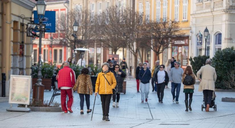 Berobbant a tavasz: Fagyi, napsütés és terasznyitás Székesfehérváron