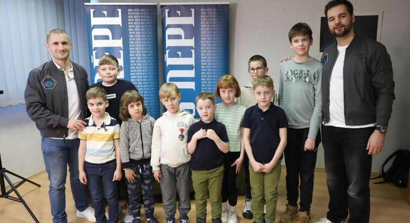 Megkérdezték a gyerekek Kapu Tibort, hogy találkozott-e földönkívüliekkel? – videó!