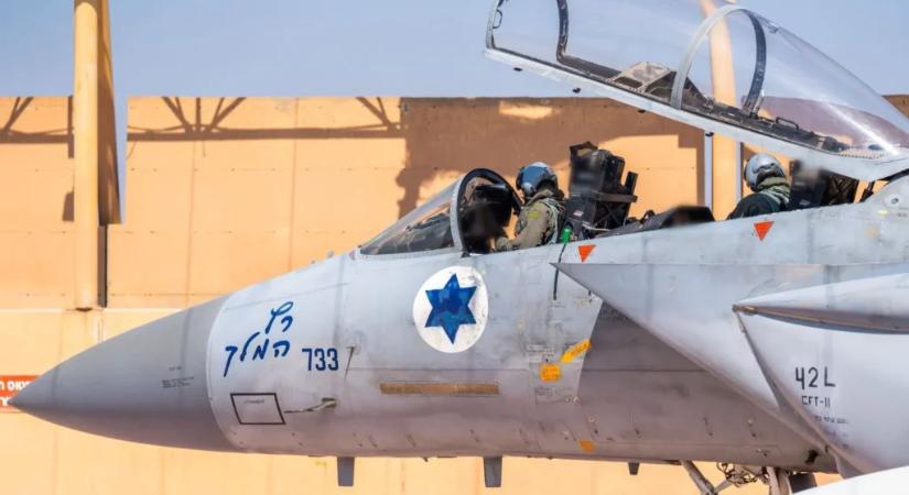 Az izraeli légierő már közvetlen közelből támadja az iráni célpontokat