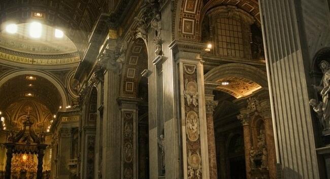 Kiderült, hogy a Sixtus-kápolna freskója a látogatók párolgása miatt szorul tisztításra