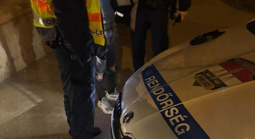 Éjszakai járőrözés közben fogtak egy körözött fiatalt a szegedi polgárőrök