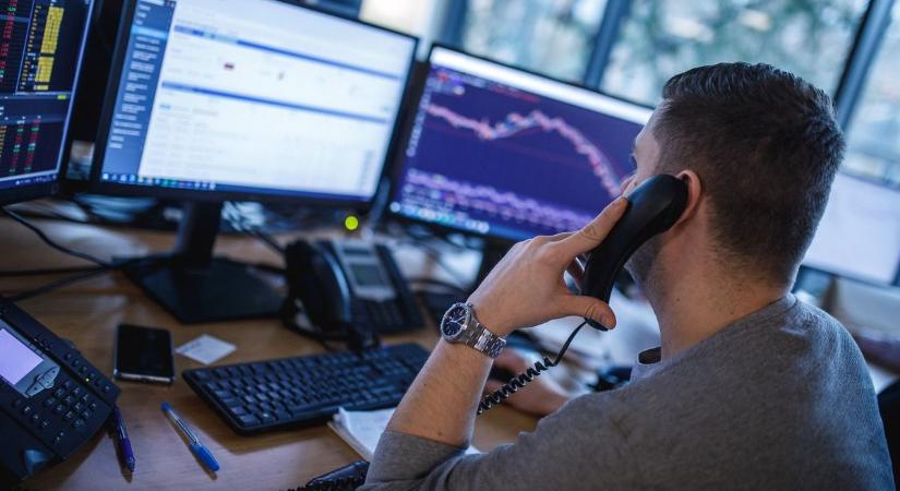 Hétfőn szabadulhat el igazán a pokol Irán miatt: rettegnek a kereskedők, a „megtorlás mértéke nagyobb, mint amire számítottunk"