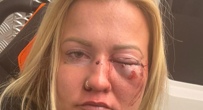 Lemondott Szentmártonkáta alpolgármestere, miután arról számolt be egy nő, hogy súlyosan bántalmazta őt a kolbásztöltő fesztiválon