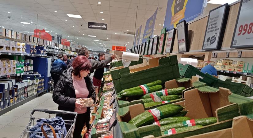 Egy éven belül több mint kétszeresére drágult a magyarok kedvelt zöldsége! Mi lehet az oka?