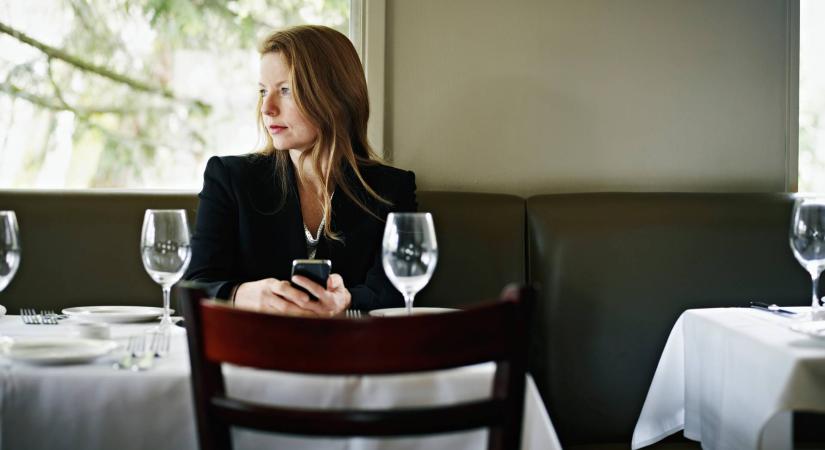 A pszichológia szerint azok az emberek, akiknek kevés igazán közeli barátjuk van, gyakran túl korán tanulták meg az önállóságot