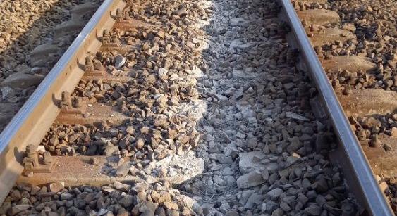 Gázolt a vonat Budapesten, 400 utas érintett