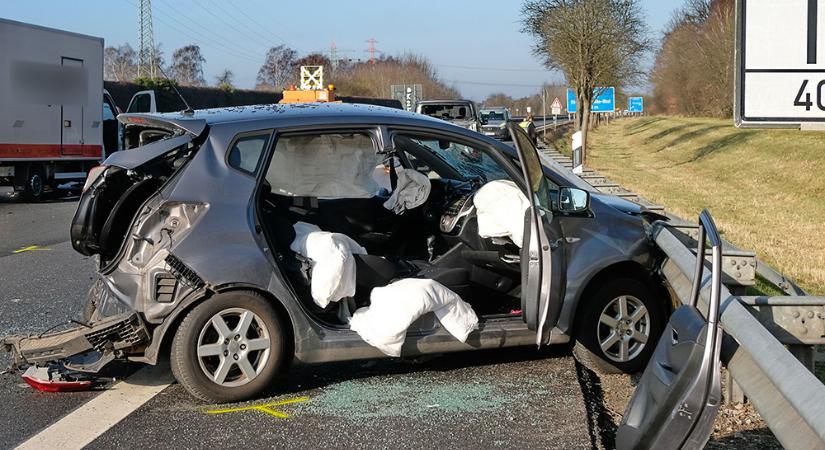 Nem csak börtön járhat érte, de súlyos pénzt is fizethet az, aki így vezet