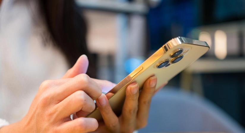 Sorra tesznek bejelentést a magyar mobilcégek az iráni háború miatt