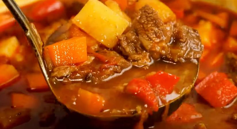 A falusi háziasszonyok titka. Ez a hozzávaló lesz tökéletes a gulyásleves lelke