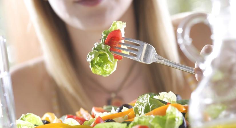 „Óva intek mindenkit a gyors eredményt ígérő fogyókúráktól”