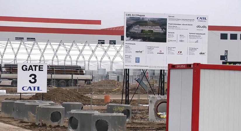 Senki nem jelentette a kormányhivatalnak a CATL gyárában történteket, de vizsgálatot indítottak
