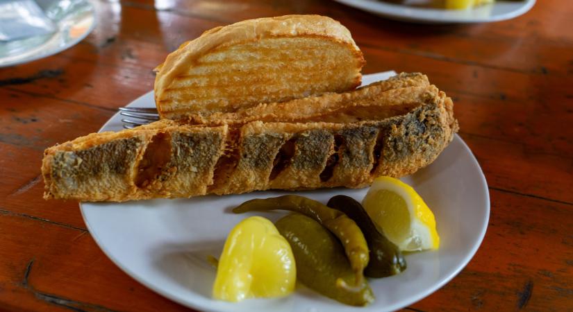 Ez durva: egy pesti panel áráért már balatoni éttermet lehet venni