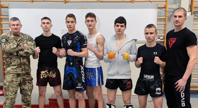 Történelmi pillanat Debrecenben: megrendezték az I. Honvéd Kadét K–1 Kupát