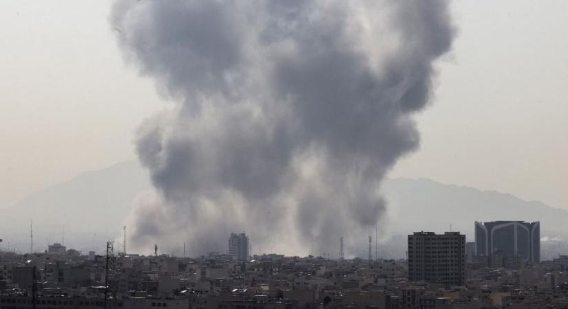 Repülőket küldene a Közel-Keletre Csehország, teljes evakuációra készülnek – a szlovákokat is felengednék a gépre, de a saját állampolgáraik az elsők