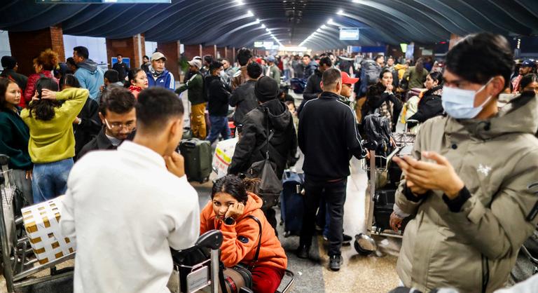 Magyarok ezrei rekedtek külföldön az iráni konfliktus miatt, kártérítésre nincs esély, napokig tarthat a hazajutás