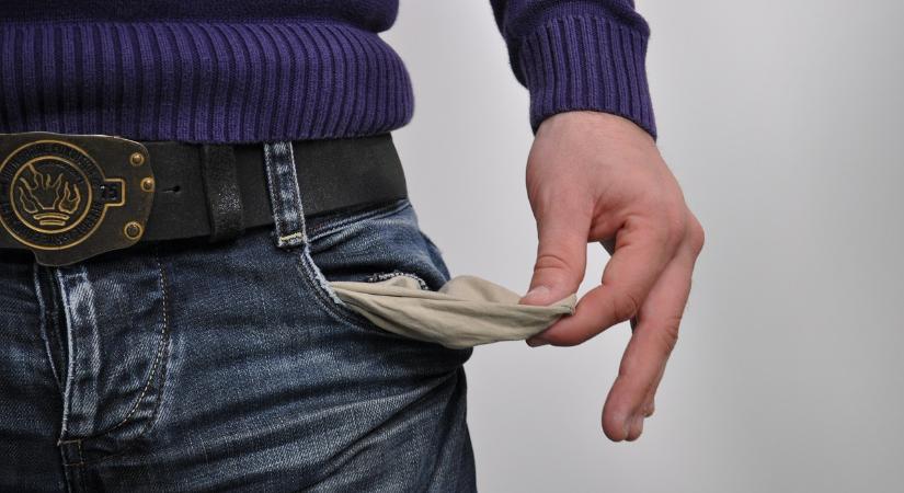 Jobban fizetnek és kevesebbel tartoznak a magyar adósok