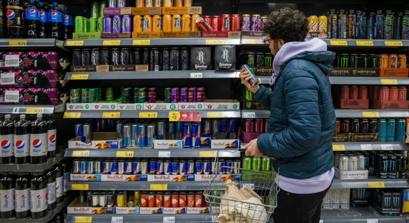 Tiltólistán a Red Bull és a Hell: itt a lista a márkákról, amiket már nem vehetnek meg a szolnoki fiatalok