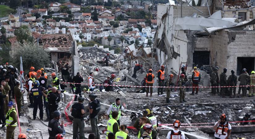 Kilencen meghaltak, amikor egy iráni rakéta telibe talált egy óvóhelyet az izraeli Bét Semesben