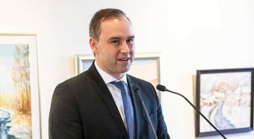 Támogatásokat kért Barcza Attila és a miniszter - videó