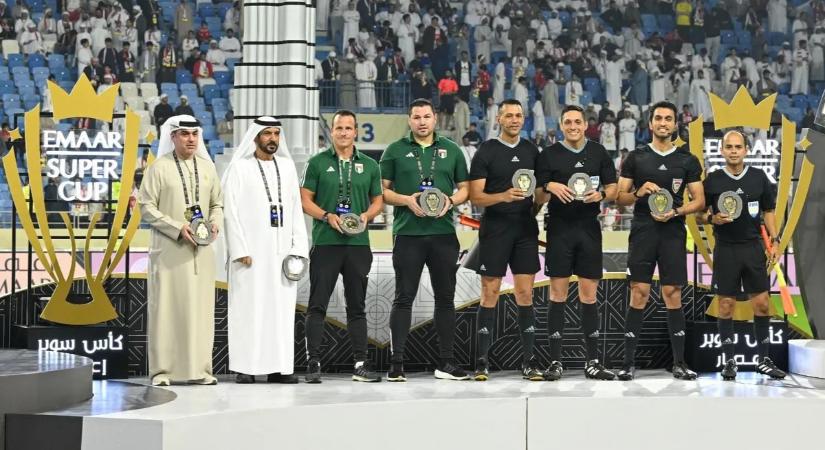 Vad II István: Röpködnek a rakéták Dubaiban, beleremeg az egész szálloda