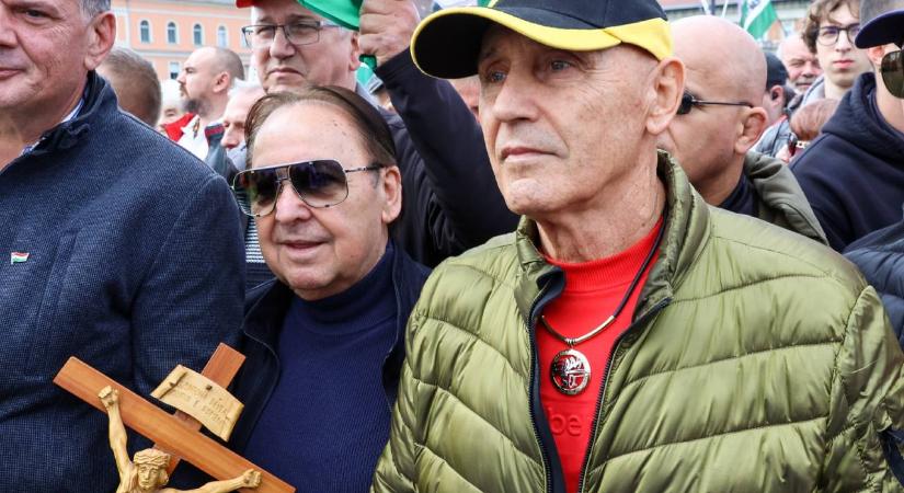 „Várjál csak, 10-20 fekete majd elszórakozik veled!” – Pataky Attila az anyósát féltette Malmöben