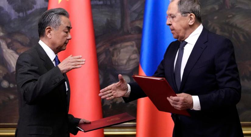 A harcok beszüntetését sürgette az orosz és a kínai külügyminiszter