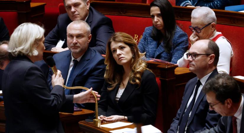 Franciaország üdvözölte a „véreskezű diktátor” halálát