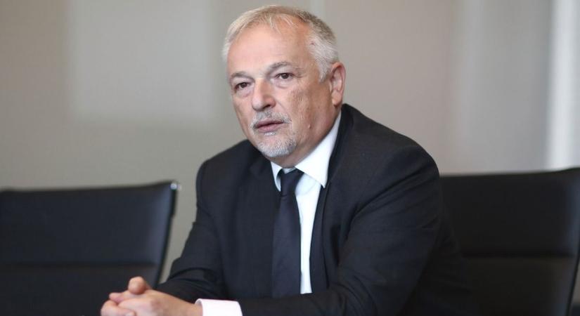 Hernádi Zsolt: Határozottan az a gyanúnk, hogy nem műszaki okok miatt áll a szállítás a Barátság kőolajvezetéken