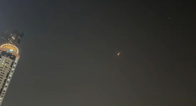 Iráni háború - A világ egyik legszebb vrosát is bombázták, lángok Dubajban  videók