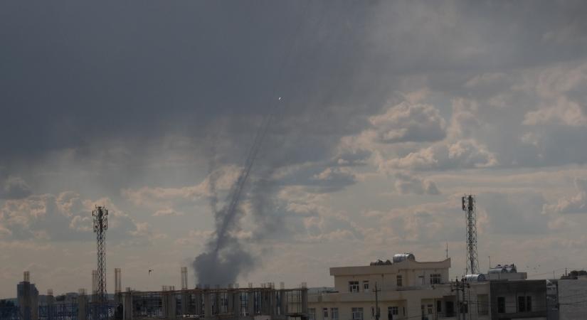 Többen meghaltak egy iráni rakéta becsapódásakor Izraelben