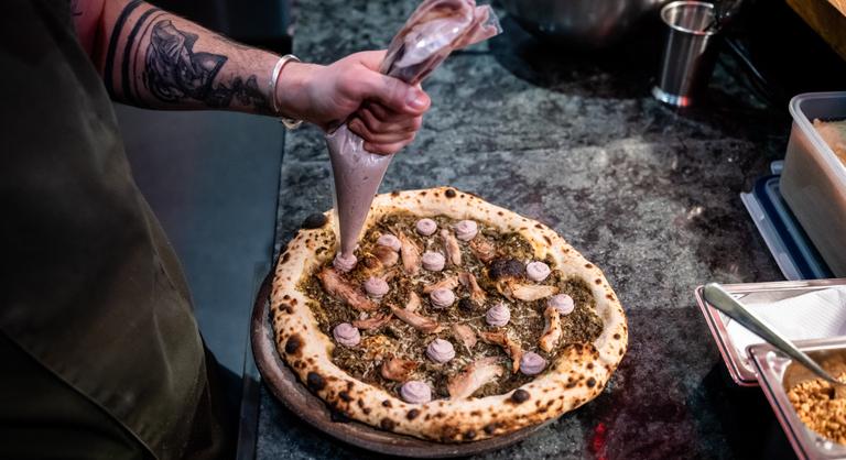 Olyan pizzát csináltak, amit az ókori rómaiak is ettek, csak éppen Budapest belvárosában