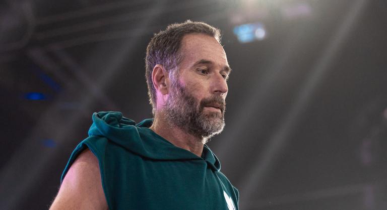 Másfél évvel az összeomlása után Noszály Sándor könyvben vall küzdelmeiről